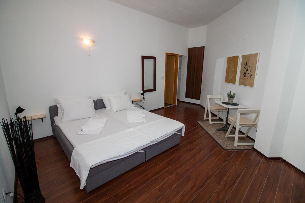 Miro Apartments Мостар Экстерьер фото